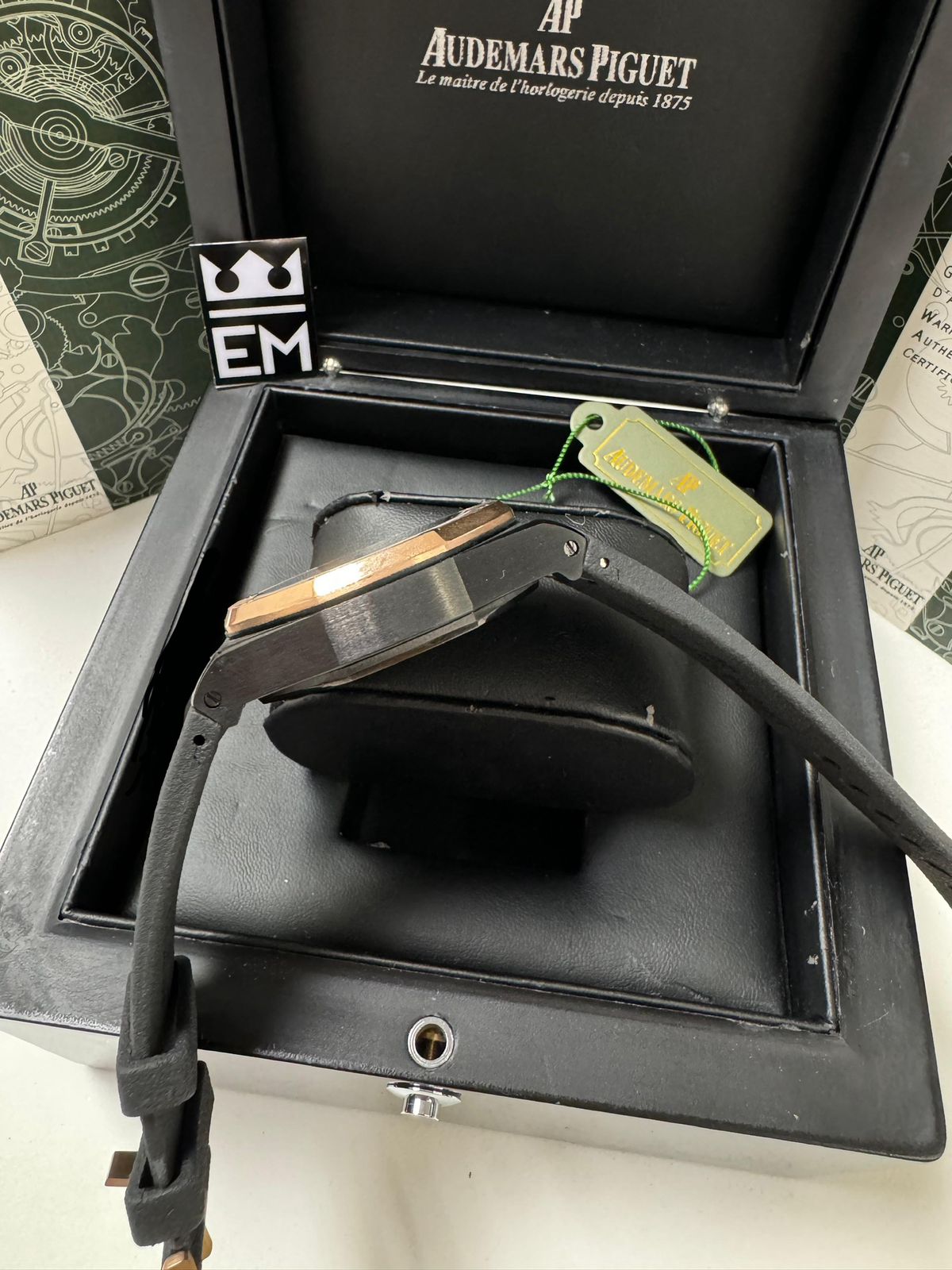 Audemars Piguet Offshore Réplica Superior: Luxo, Precisão e Estilo Inoxidável