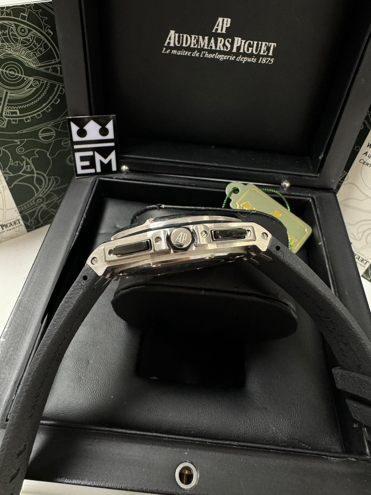 Audemars Piguet Offshore Masculino Réplica Premium Cronógrafo Quartzo Safira Aço Inoxidável