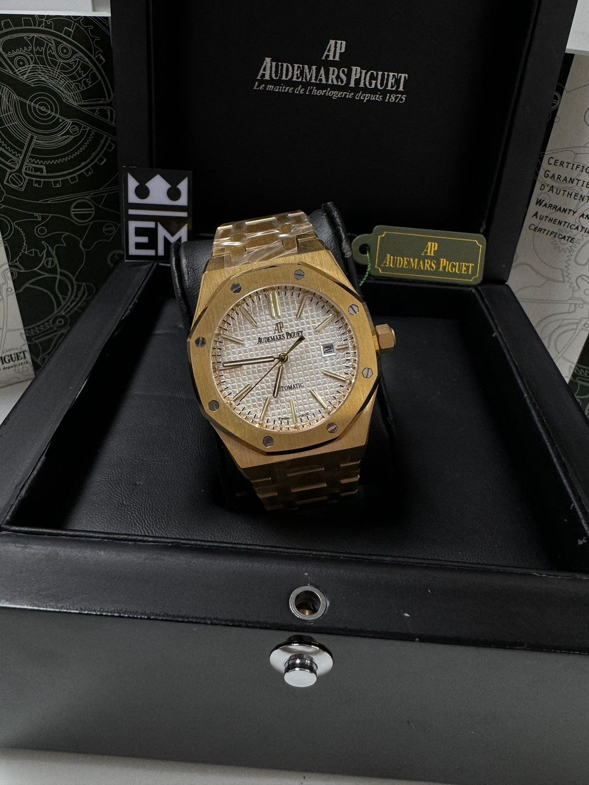 Audemars Piguet Royal Oak Premium Dourado Automático 41mm Réplica Aço Inoxidável Safira