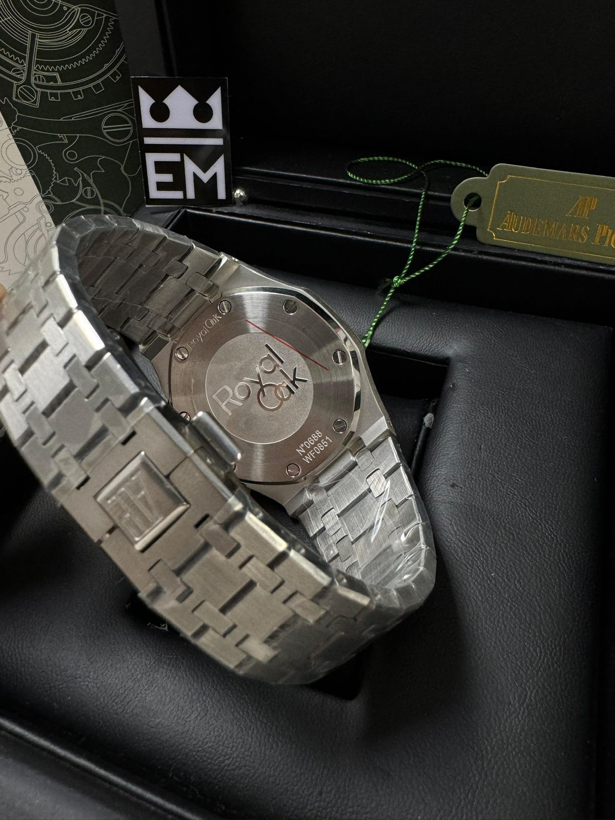 Audemars Piguet Royal Oak Réplica Premium: Qualidade Suíça, Design Icônico com Garantia