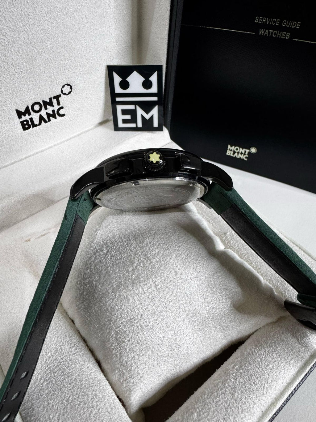 Relógio Masculino Montblanc 4810 Réplica Premium: Quartzo, Safira e Couro Elegante